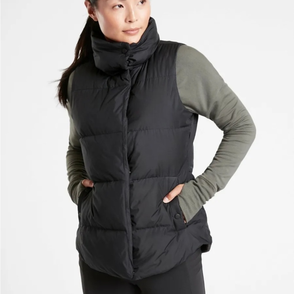Athleta Downtown Down Puffer Vest